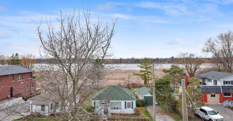 819 Fairview Avenue, Pickering, ON, L1W 1M7 - 40