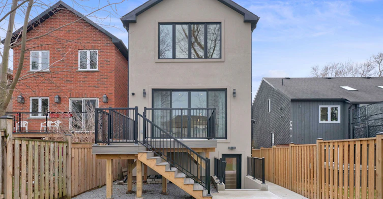 819 Fairview Avenue, Pickering, ON, L1W 1M7 - 49
