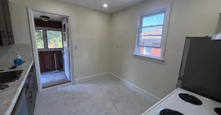 Main flloor-224 College Avenue, Oshawa, ON, L1J 1R7 - 6