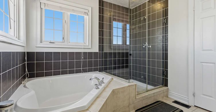 Main-1649 Quail Run Drive, Oshawa, ON, L1K 0L9 - 30