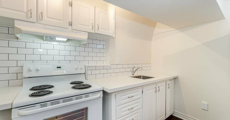 Lower-5 Applefield Drive, Toronto, ON, M1P 3X8 - 15