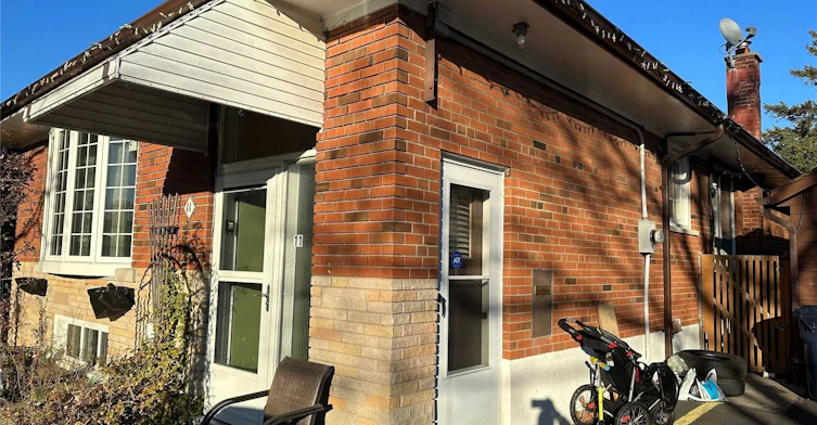 11 Ingrid Drive, Toronto, ON, M1G 3A5 - 2