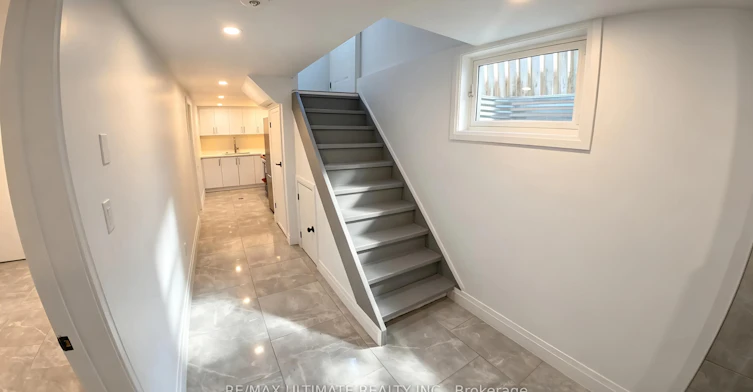 Lower Level-610 Cartier Avenue, Oshawa, ON, L1J 2C8 - 6