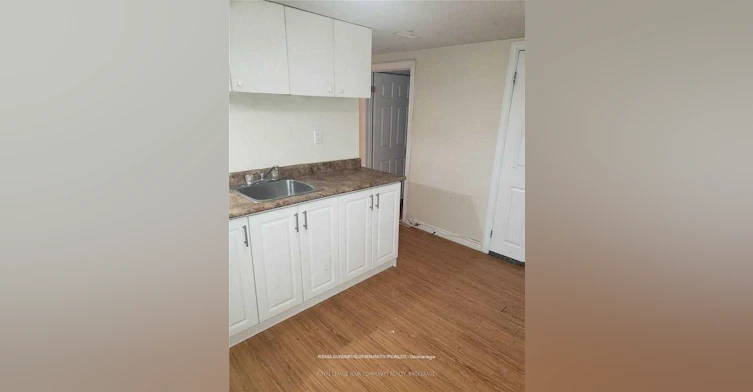 69 Samson Crescent, Toronto, ON, M1G 1N2 - 8