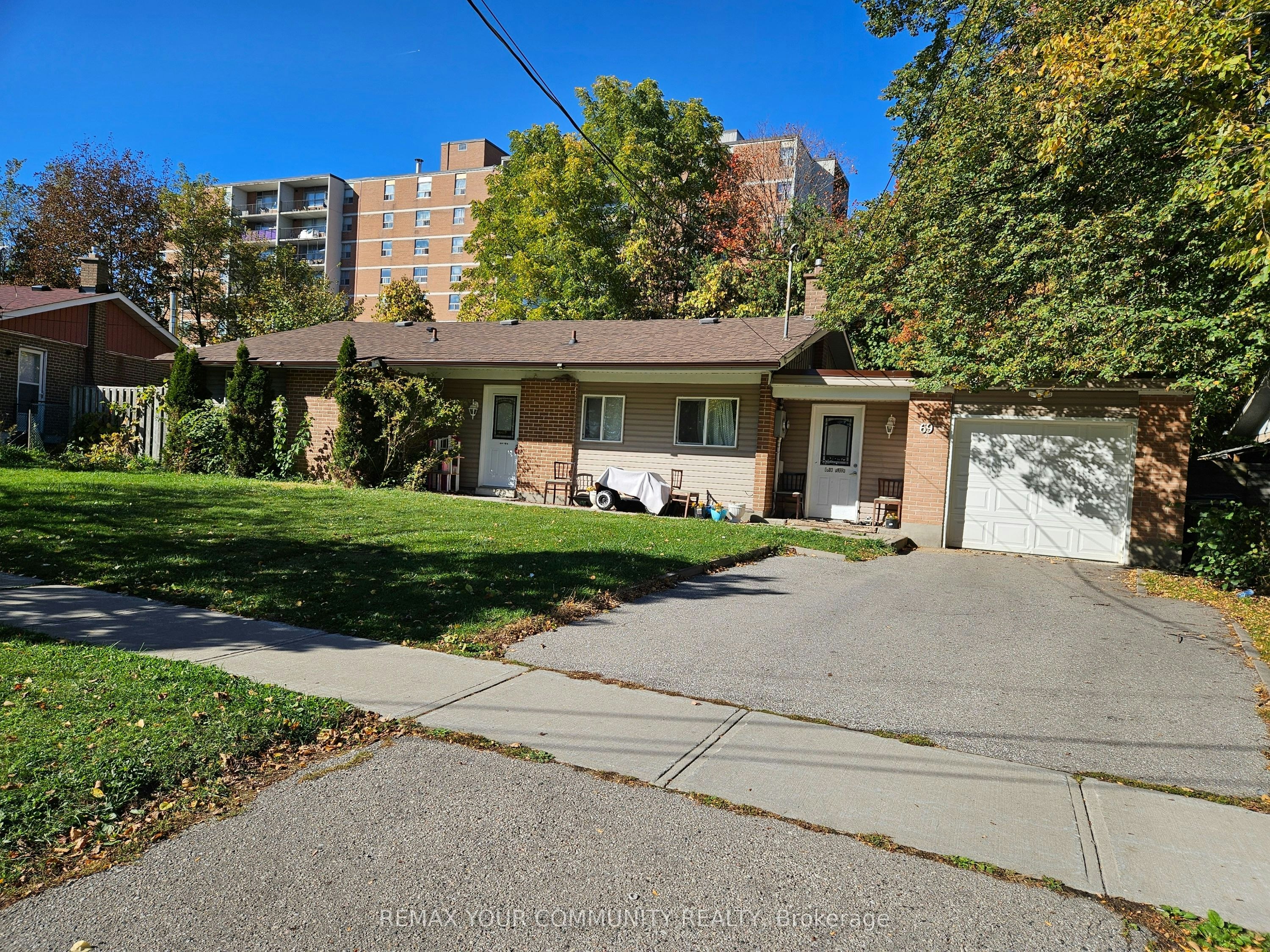 69 Samson Crescent, Toronto, ON, M1G 1N2