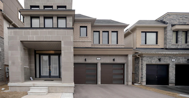 27 Clipper Lane, Clarington, ON, L1C 4B1 - 3
