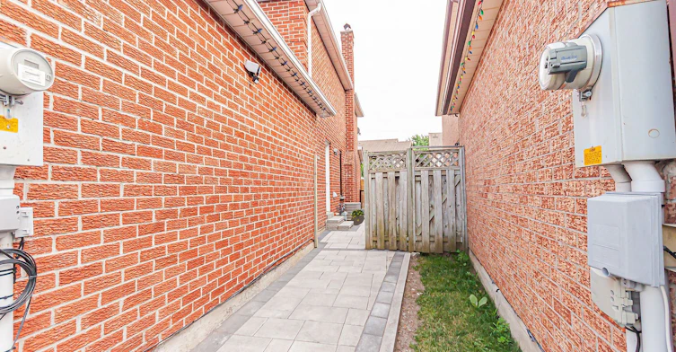 Bsmt-33 Durness Avenue, Toronto, ON, M1B 4W4 - 2