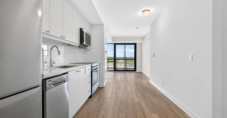 1216-51 Clarington Boulevard, Clarington, ON, L1C 0H6 - 9