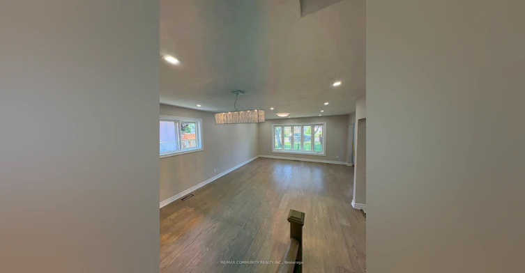 56 Stonehenge Crescent, Toronto, ON, M1G 2P6 - 8