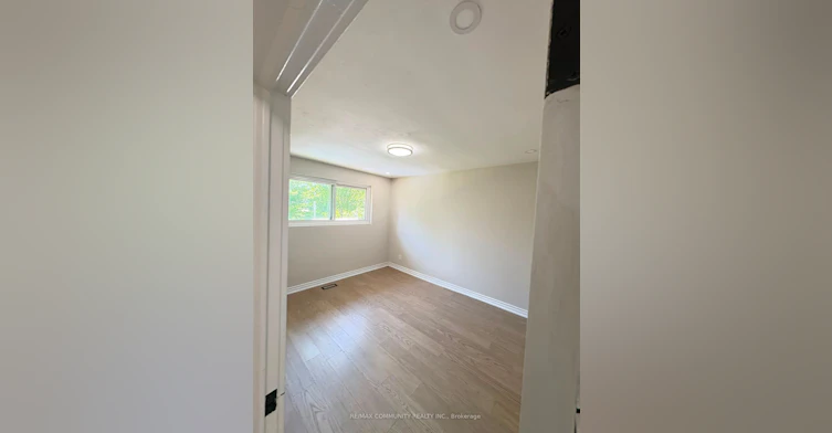 56 Stonehenge Crescent, Toronto, ON, M1G 2P6 - 11