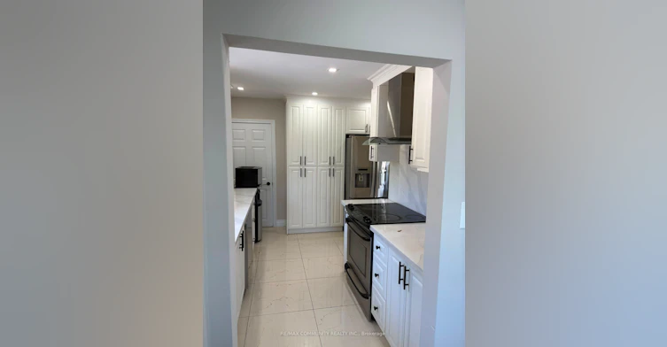 56 Stonehenge Crescent, Toronto, ON, M1G 2P6 - 4