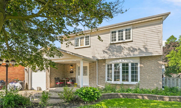2 Belton Court