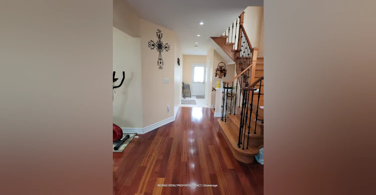 Main-110 Seasons Drive, Toronto, ON, M1X 1X8 - 2
