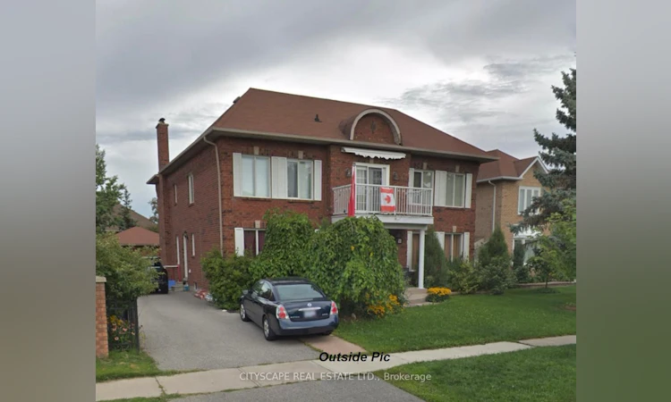 3 Leah Crescent