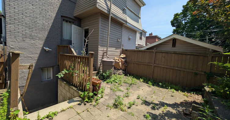 1-252 Greenwood Avenue, Toronto, ON, M4L 2R3 - 13
