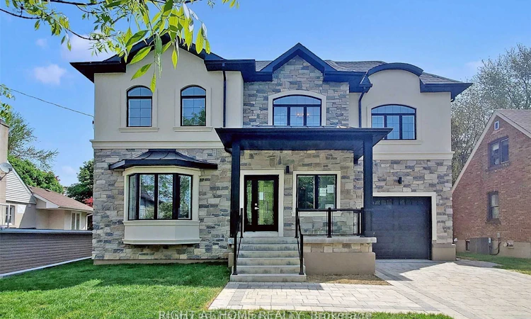 67 Scarborough Heights Boulevard
