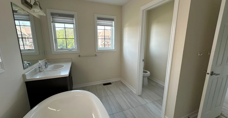 2 Bruce Cameron Drive, Clarington, ON, L1C 4A1 - 14
