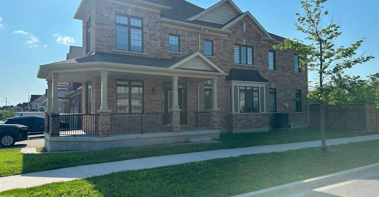 2 Bruce Cameron Drive, Clarington, ON, L1C 4A1 - 2