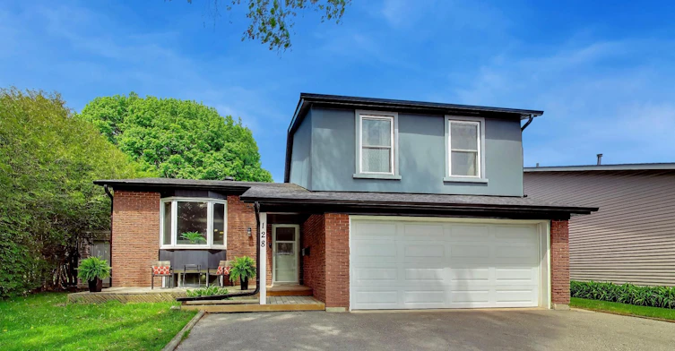 128 Roser Crescent, Clarington, ON, L1C 3N9