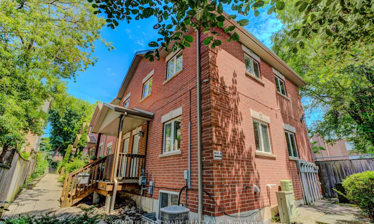 3-736 Kingston Road