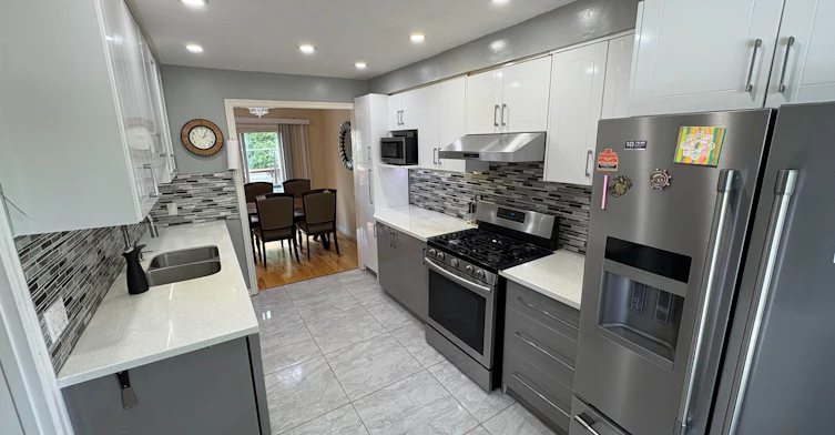 Main-69 Sophia Drive, Toronto, ON, M1H 1Z6