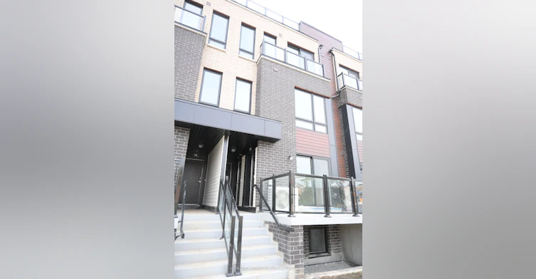 13-235 Mclevin Avenue, Toronto, ON, M1B 0E8 - 2