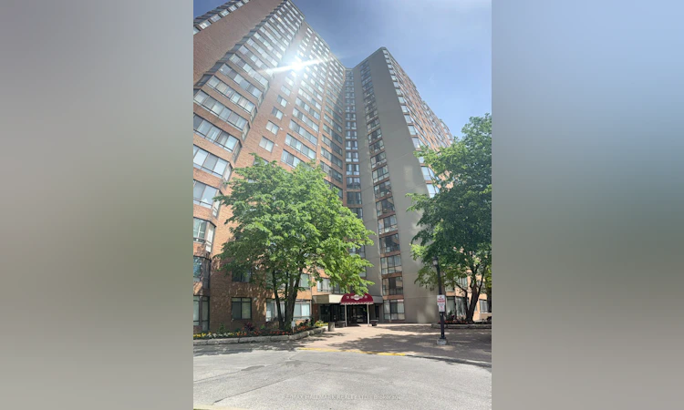 2028-75 Bamburgh Circle