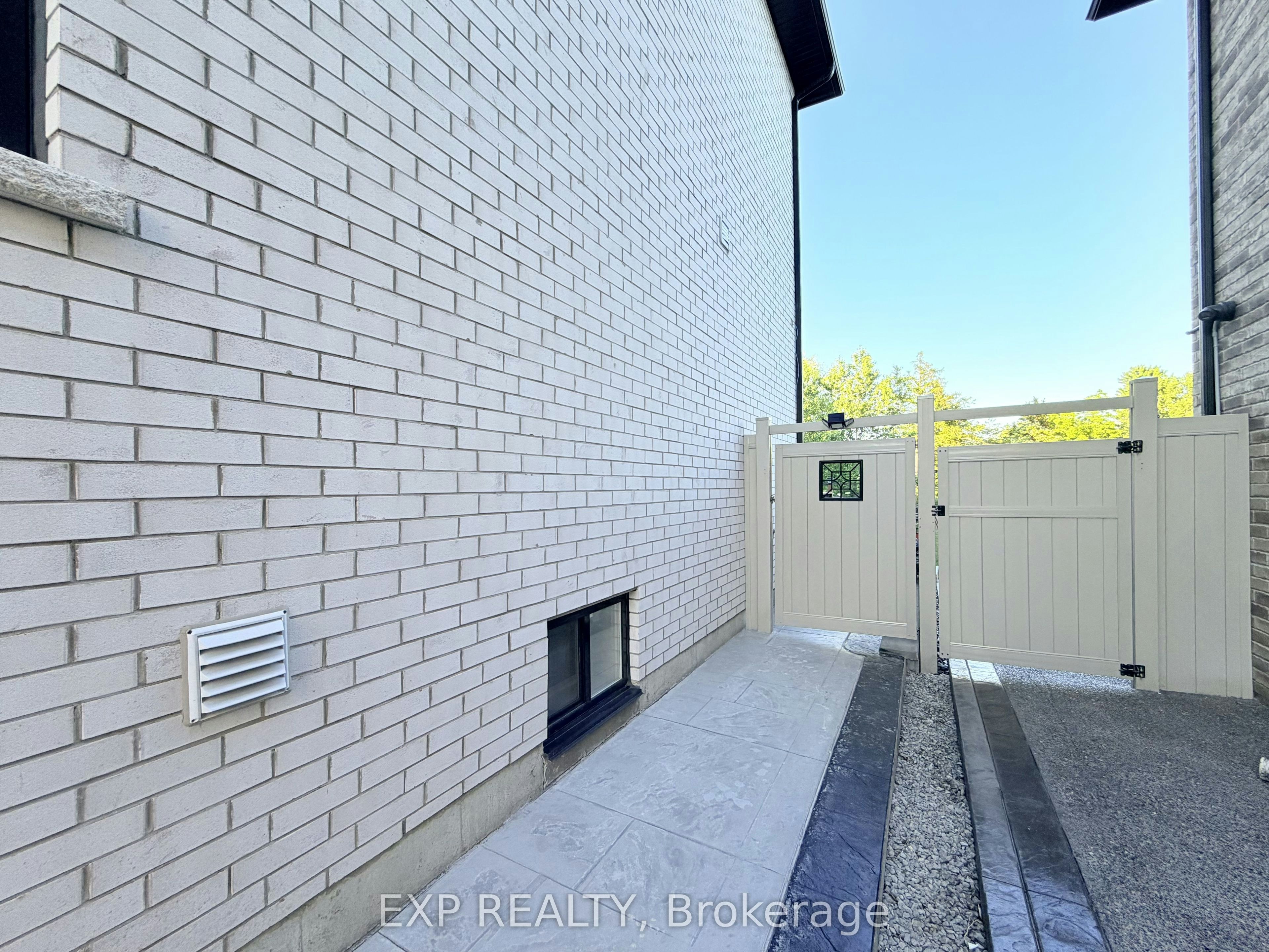 Lower-1606 Sandhurst Crescent, Pickering, ON, L1V 6W2 - 4