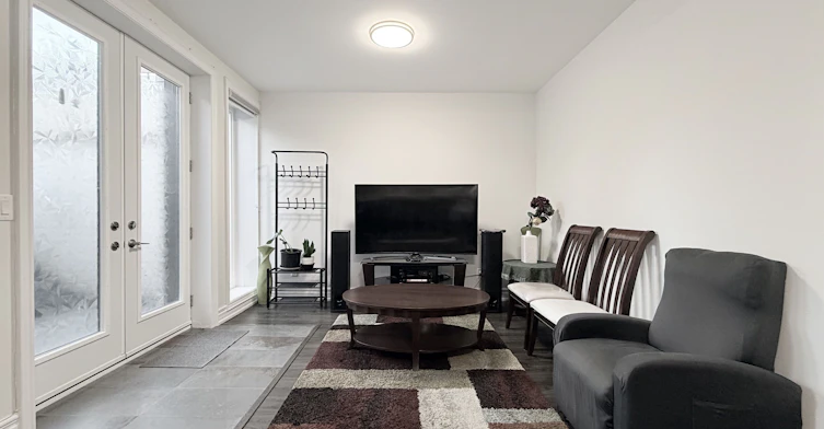 Lower-1606 Sandhurst Crescent, Pickering, ON, L1V 6W2 - 24
