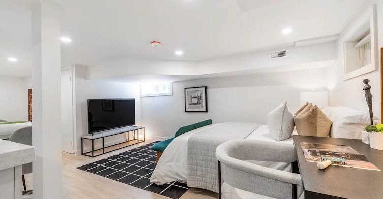 Lower Level-54 Huntington Avenue, Toronto, ON, M1K 4L1 - 3
