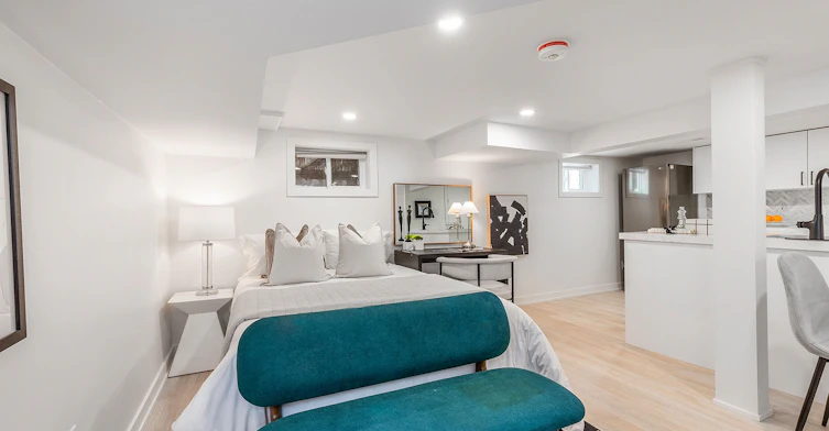 Lower Level-54 Huntington Avenue, Toronto, ON, M1K 4L1 - 4