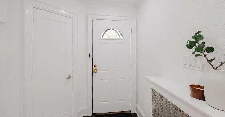 18 Glen Stewart Avenue, Toronto, ON, M4E 1P7 - 3