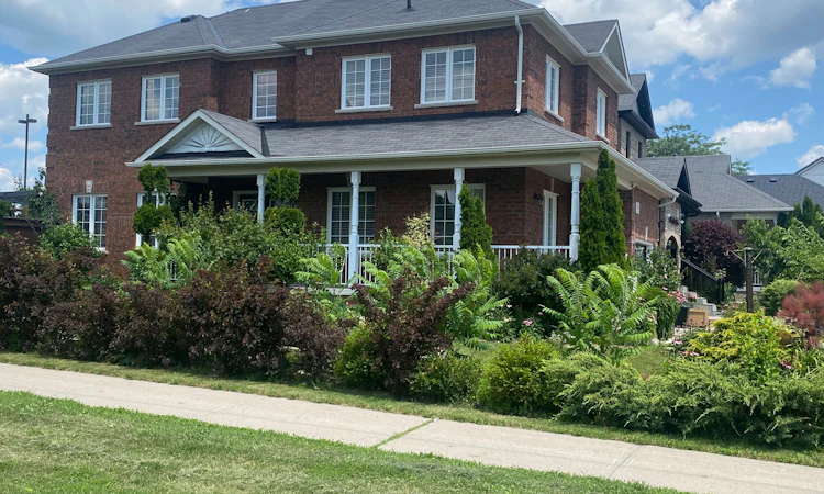 1316 Macinally Court