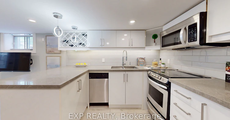 D-122 Parkmount Road, Toronto, ON, M4J 4V4 - 8