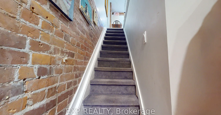 D-122 Parkmount Road, Toronto, ON, M4J 4V4 - 2
