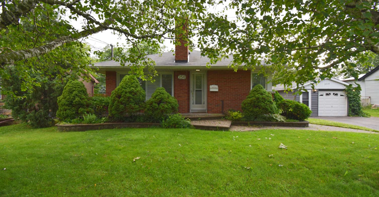 250 Meadow Road, Whitby, ON, L1N 3K2 - 2