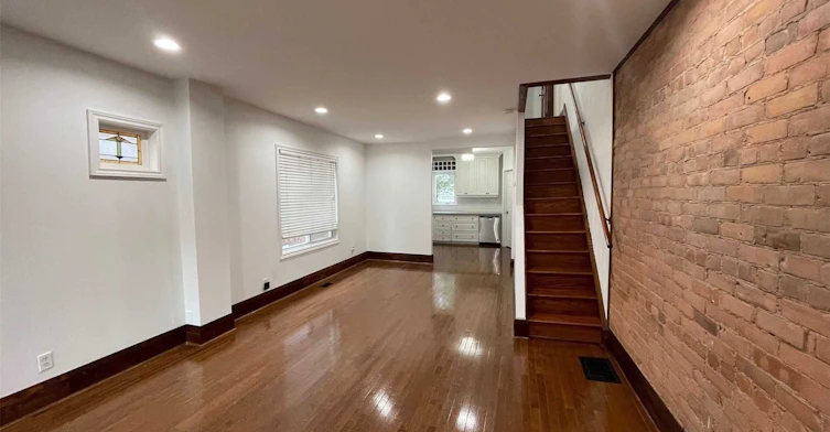 88 Kent Road, Toronto, ON, M4L 2X6 - 2