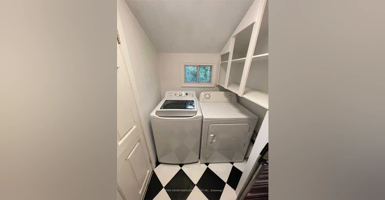 88 Kent Road, Toronto, ON, M4L 2X6 - 9