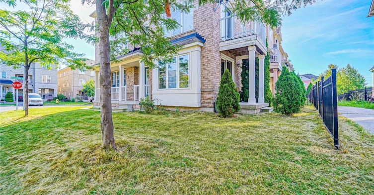 1 Burnsborough Street, Ajax, ON, L1S 0A7 - 5