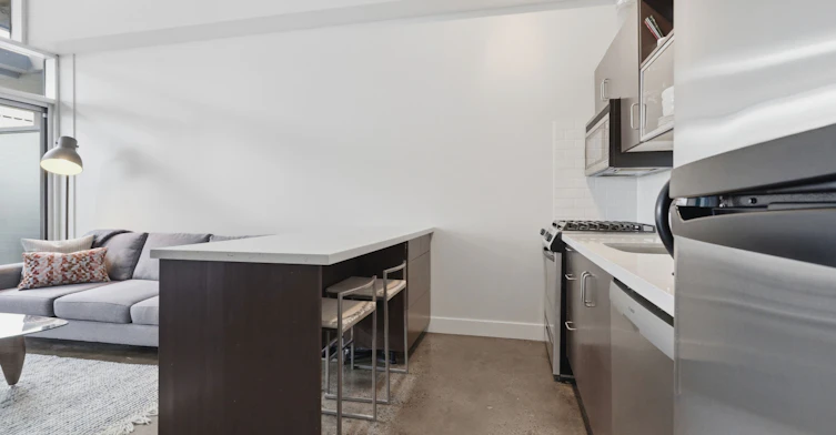 325-233 Carlaw Avenue, Toronto, ON, M4M 3N6 - 13