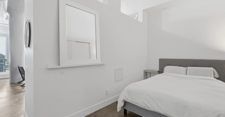 325-233 Carlaw Avenue, Toronto, ON, M4M 3N6 - 16