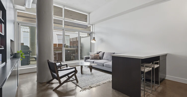 325-233 Carlaw Avenue, Toronto, ON, M4M 3N6 - 8