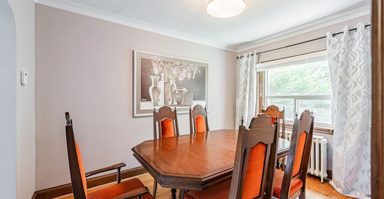 59 Parkview Hill Crescent, Toronto, ON, M4B 1R1 - 11