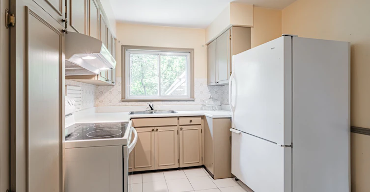 59 Parkview Hill Crescent, Toronto, ON, M4B 1R1 - 14