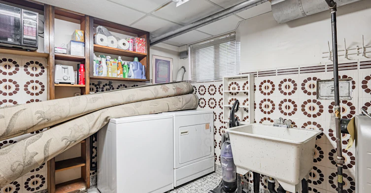 59 Parkview Hill Crescent, Toronto, ON, M4B 1R1 - 34