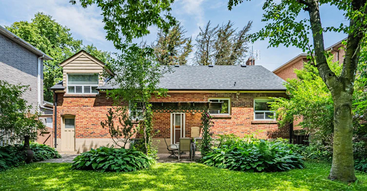 59 Parkview Hill Crescent, Toronto, ON, M4B 1R1 - 37