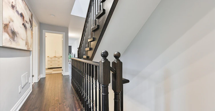 2833 St. Clair Avenue E, Toronto, ON, M4B 1N3 - 14