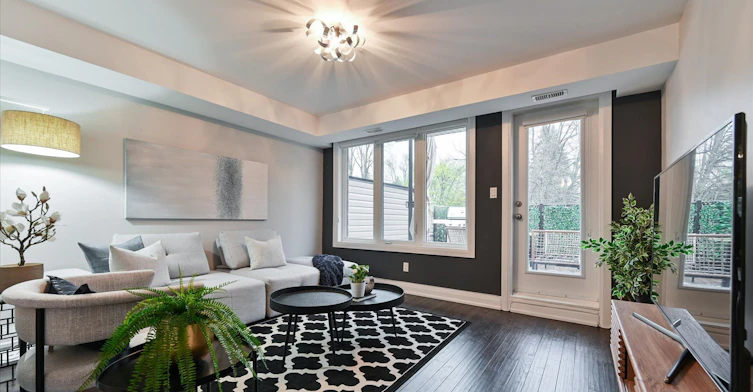 2833 St. Clair Avenue E, Toronto, ON, M4B 1N3 - 16