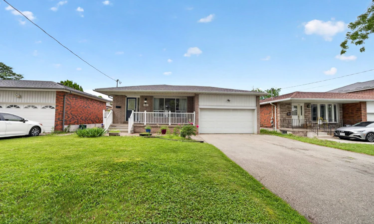 4012 Ellesmere Road