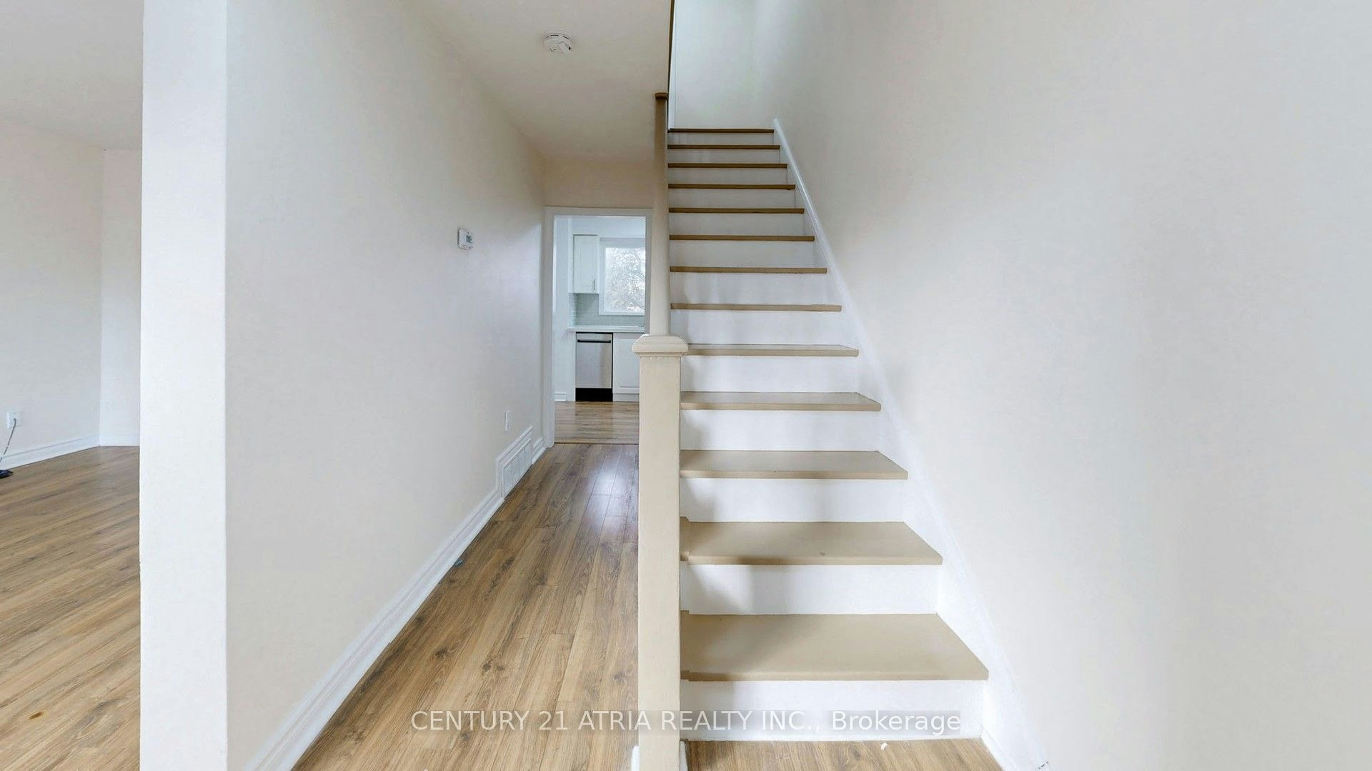 Main-126 Celeste Drive, Toronto, ON, M1E 2V1 - 15
